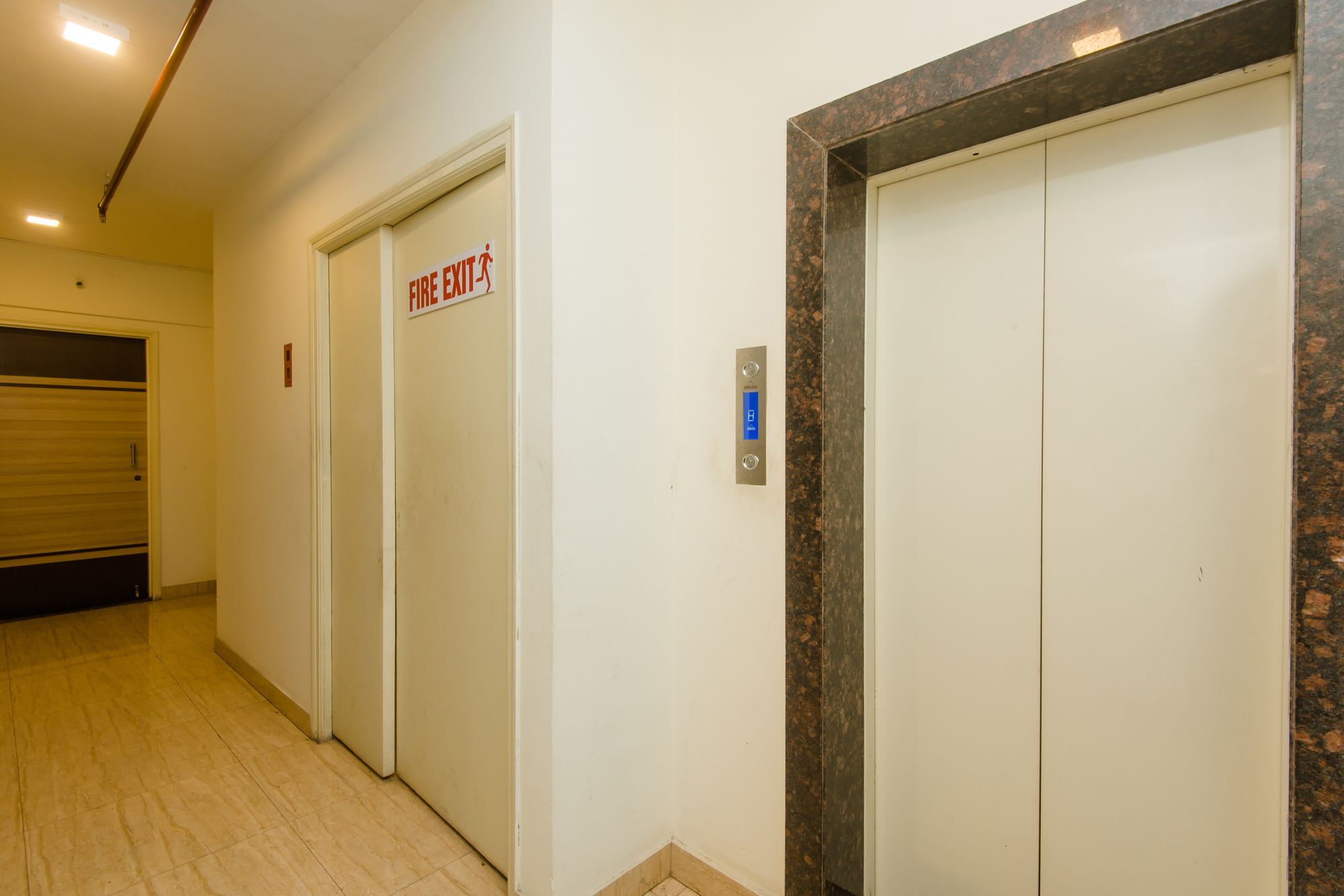 Oyo 11441 Hotel Blue Bells Residency 孟买 外观 照片