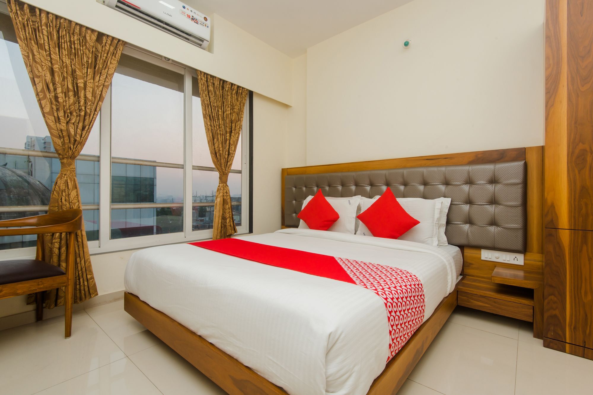Oyo 11441 Hotel Blue Bells Residency 孟买 外观 照片